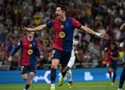 败北首场状态出色，公牛观众沸腾！，莱万多夫斯基重返赛场引发球迷热议(牛僧孺轶事原文及翻译)