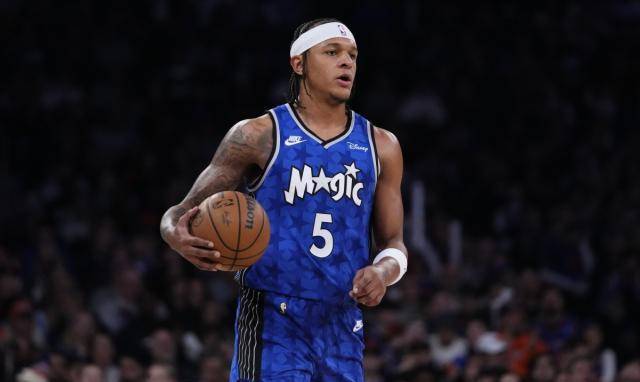 爵士，绝杀战胜，魔术！