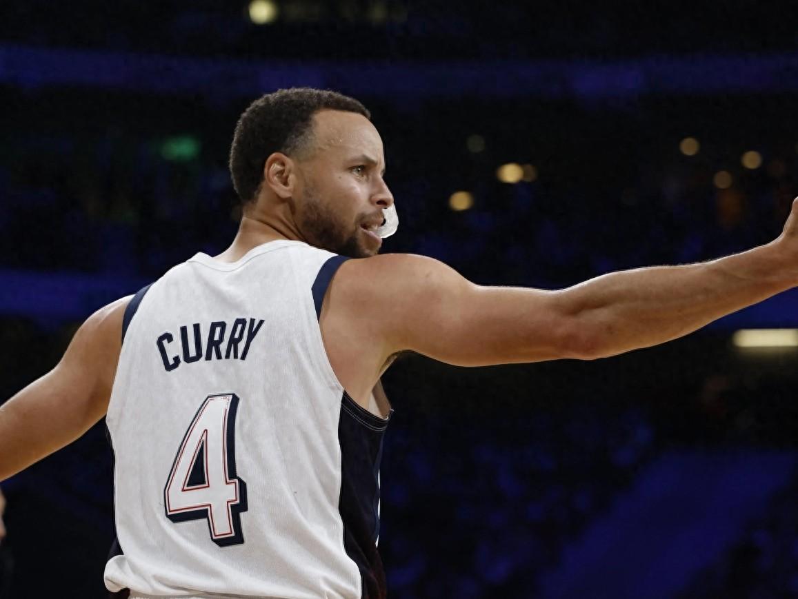勇士狂砍爵士分，库里迎来新赛季高光！的简单介绍